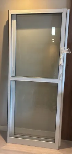 Porta de correr 2 folhas com Vidro Temperado