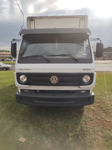 Caminhão Volkswagen 10-160, 3/4 Baú.