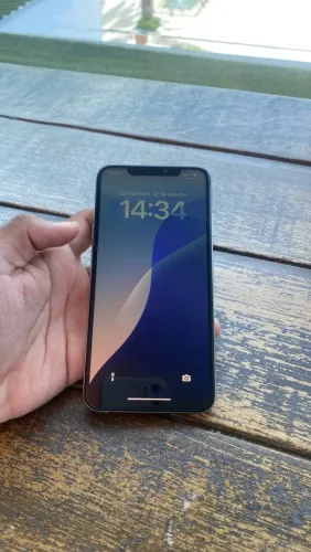 iPhone XS Max 256GB branco Traseira quebrada