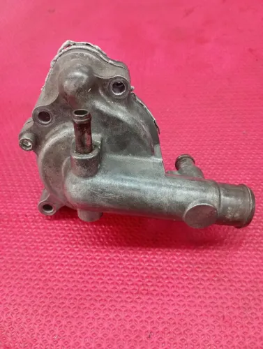 Bomba d'água Burgman 650 