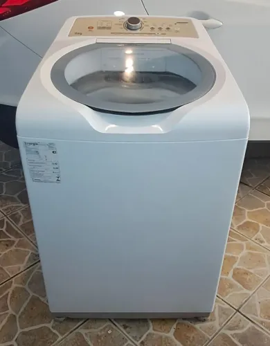 Vendo linda máquina de lavar Brastemp 15kg