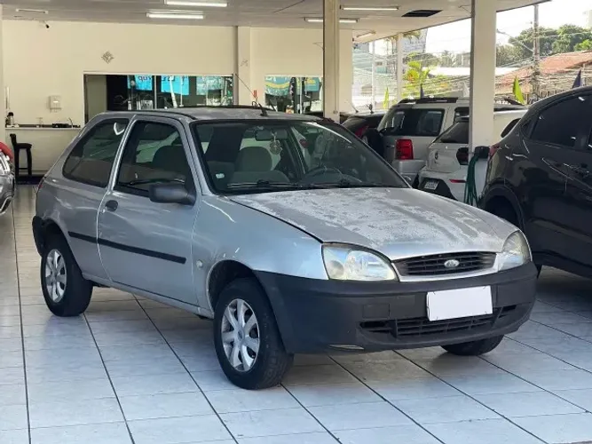 Ford Fiesta GL 1.0 3P 2001