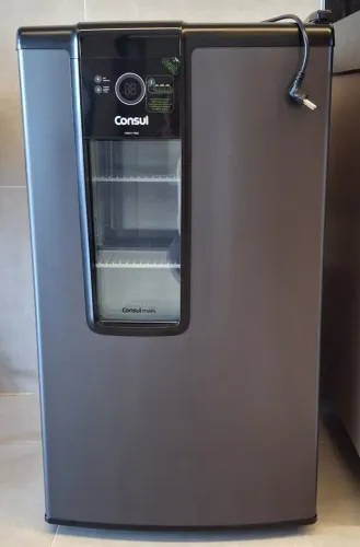 Cervejeira Consul Vertical Titanium, 82L, 110V