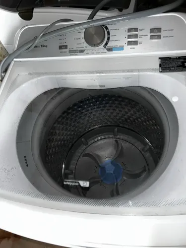Máquina de lavar midea