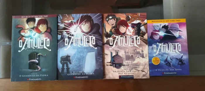 Livros O Amuleto - Kazu Kibuishi - Volumes 1,2,3 e 5