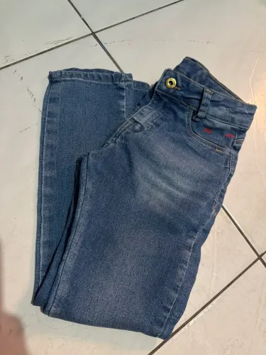 Calça jeans menina TAM 6