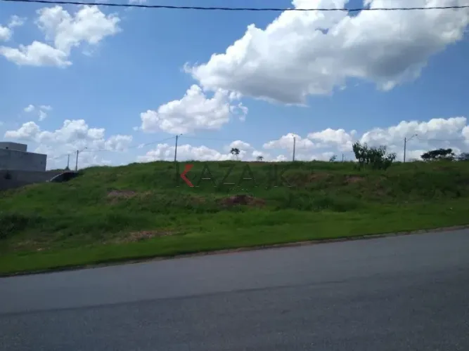 Comprar/vendo: Terreno a venda com 506m², leve aclive, no condomínio de alto padrão Bosque