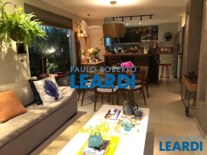 CASA EM CONDOMÍNIO - VILA ANDRADE - SP
