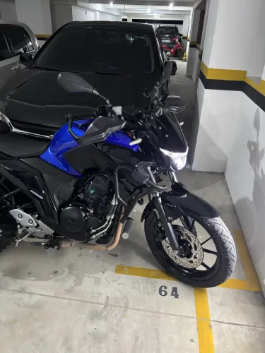 FZ25 2024