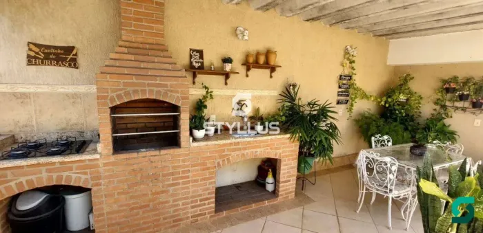 Rocha | Casa 3 quartos, sendo 1 suite