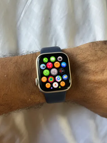 Apple Watch Series 7 GPS + Cellular