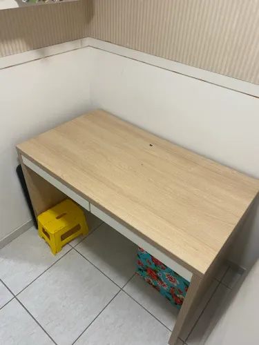 Mesa de escritório (120 × 60 × 75 cm)