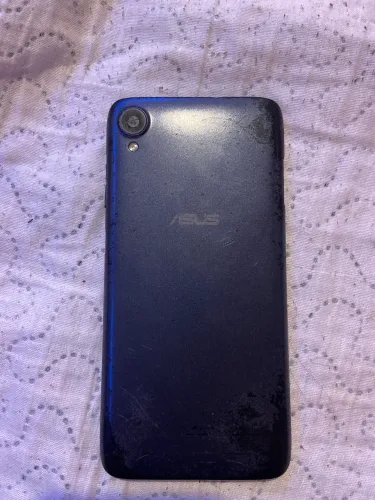 Asus Zenfone Live (L1) para retirada de peças