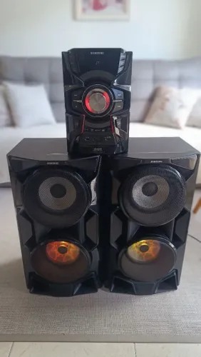 Som Samsung potente 2000watts