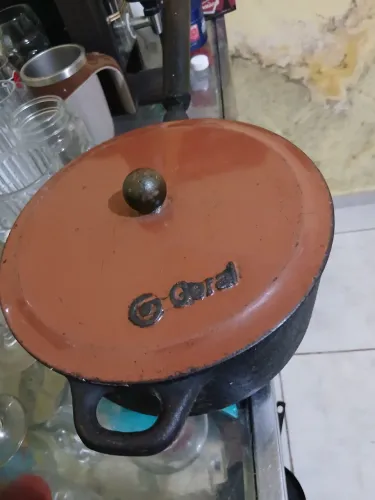 2 Panela de ferro 4 litros cada