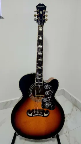 Violão Epiphone J200