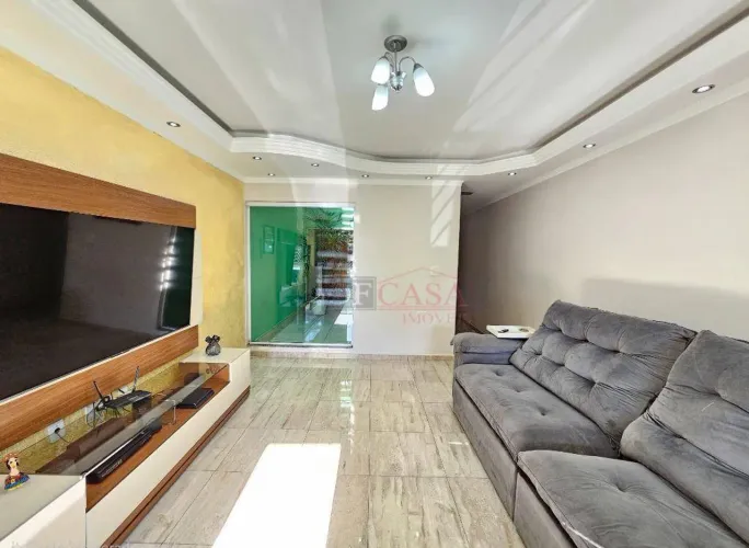 Sobrado com 3 dormitórios à venda, 116 m² por R$ 580.000,00 - Guaianases - São Paulo/SP