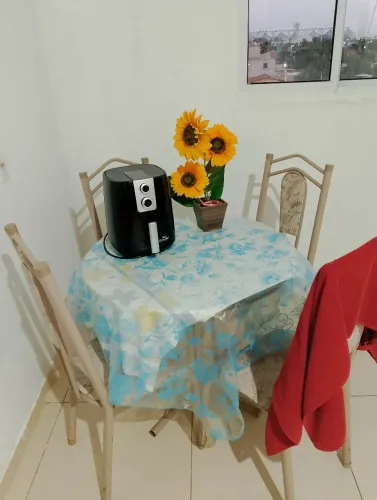 Mesa de quatro cadeiras 250