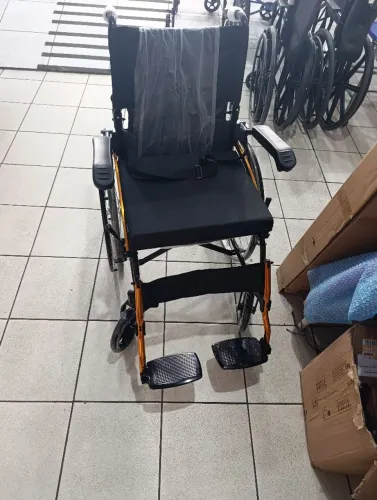 Cadeira de rodas d600 pop