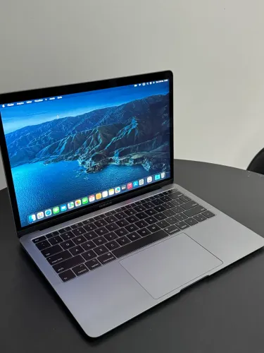 Macbook Air 2018 - I5 - 8gb/256gb - Cinza (Usado)