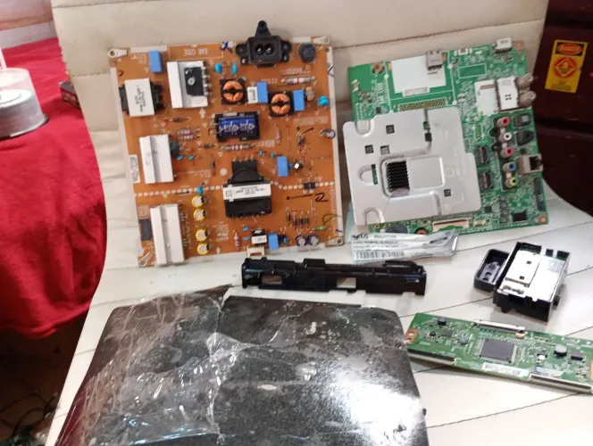 Kit da TV LG placa central e fonte modelo 49uh6100