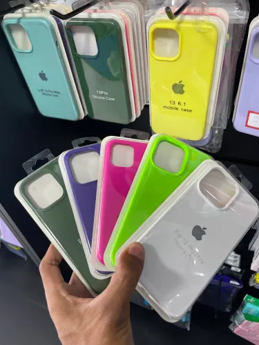 Capinhas IPHONES