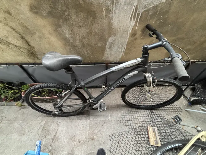 Bicicleta Rockrider Five One aro 26 bom estado