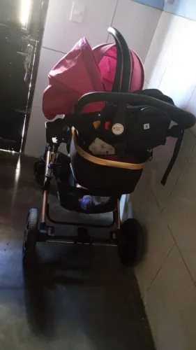 Vendo carrinho de bebê Moisés