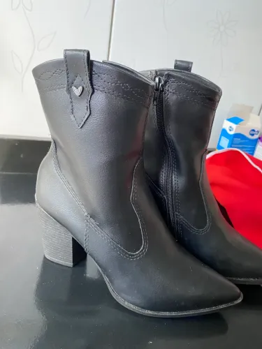 Bota country
