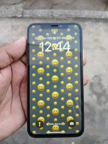 IPHONE X