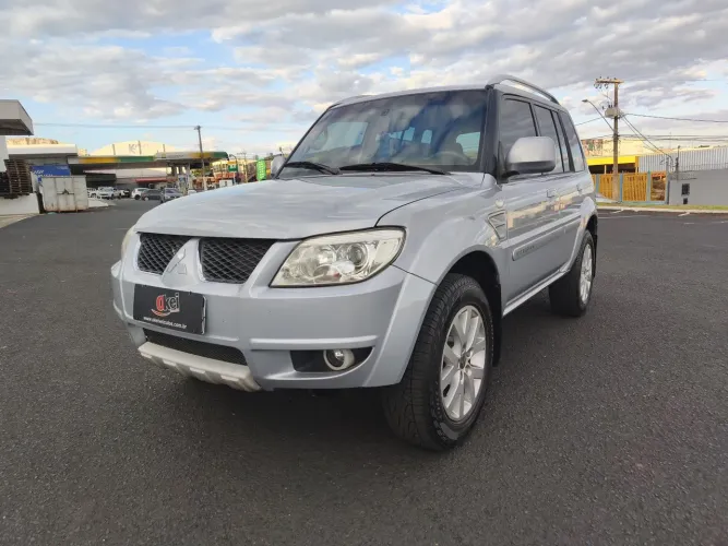 Mitsubishi Pajero TR4 2.0 Flex 16V 4X2 Mec. 2012