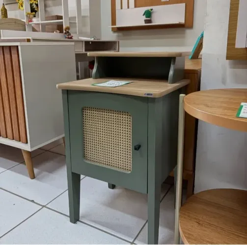 Promoção Mesa de Apoio Verde Menta - 17/10/2026