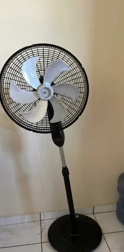 Vende -se ventilador para retirada de peças