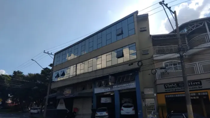 Alugo salas comerciais - Central Parque - Zona Oeste