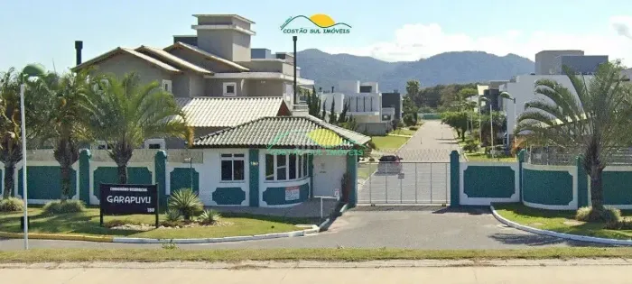 Terreno plano de 510 m² em condomínio de alto padrão no Condomínio Horizontal Garapuvu - C