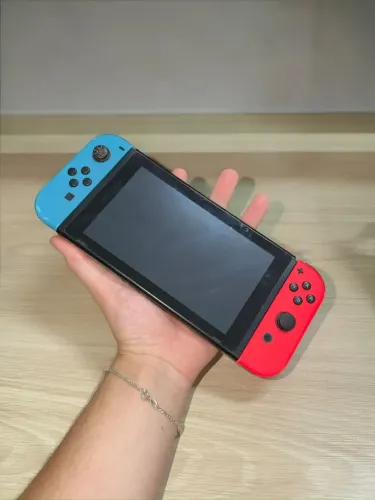 Nintendo Switch V1