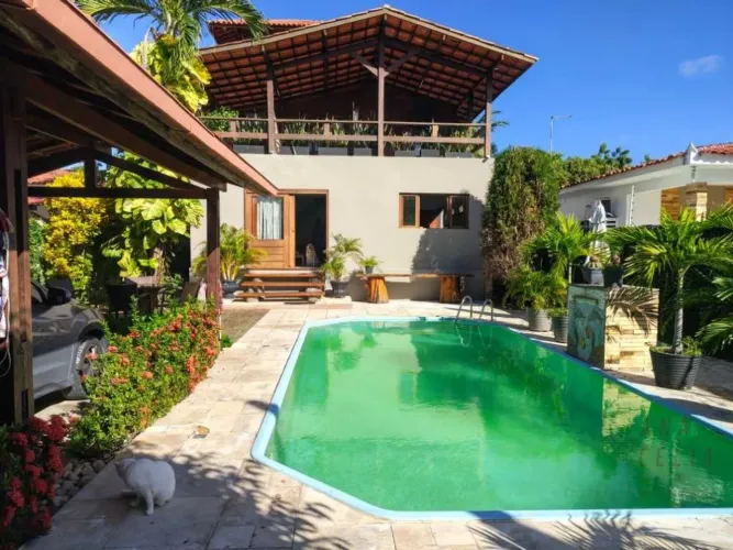EXCELENTE CASA NOS SEIXAS, 60 METROS DA PRAIA