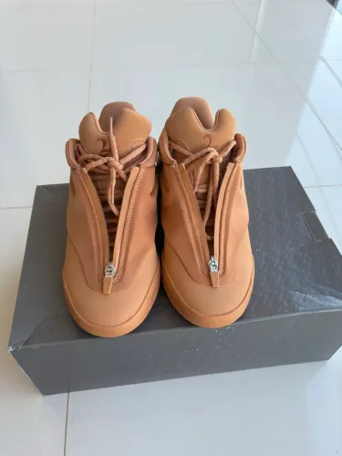 shai 001 hail clay