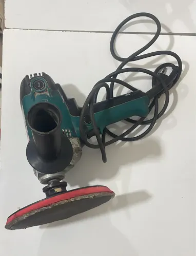 Lixadeira Makita
