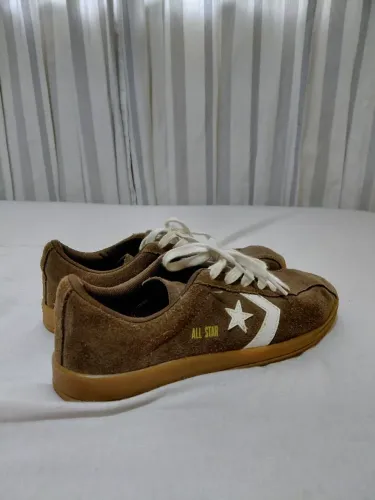 All Star Classic Trainer Seasonal Suede Cano Baixo Marrom