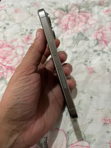 iPhone 15 pro 128GB