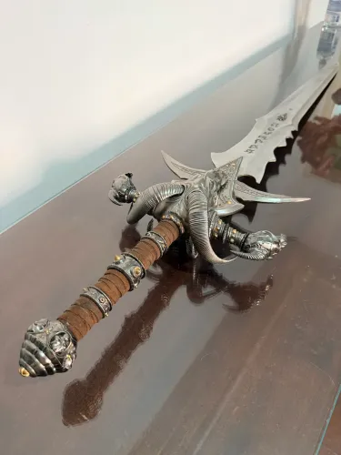 Espada Frostmourne Lich King