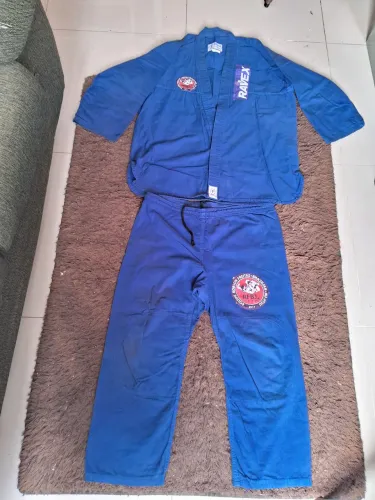 Kimono jiu-jitsu azul