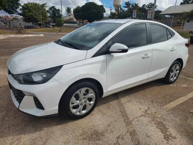 Hyundai HB20S Comfort 1.0 Flex 12V Mec. 2024