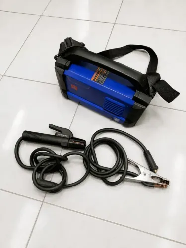 Máquina de solda bivolt BOXER