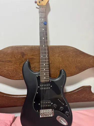 Guitarra Giannini Standard G102 Stratocaster - Seminova