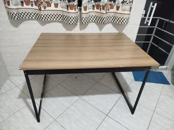 Mesa de aglomerado