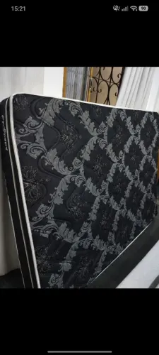 Colchão casal semi-novo da marca privilége