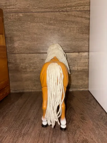 Cavalo de brinquedo 