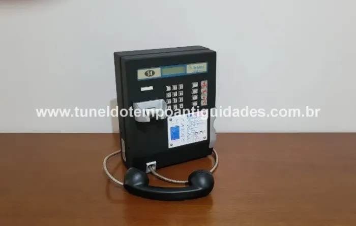 Orelhão Antigo
